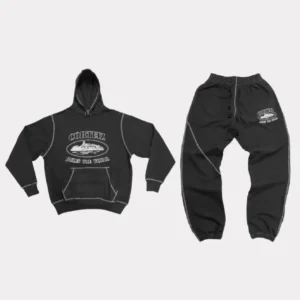 https://corteiz-fr.com/corteiz-superieur-ensemble-set-rouille/